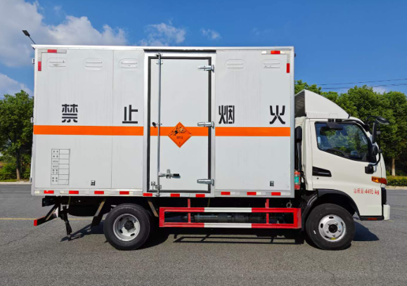乌鲁木齐2025年第三批民爆行业安全生产典型执法案例